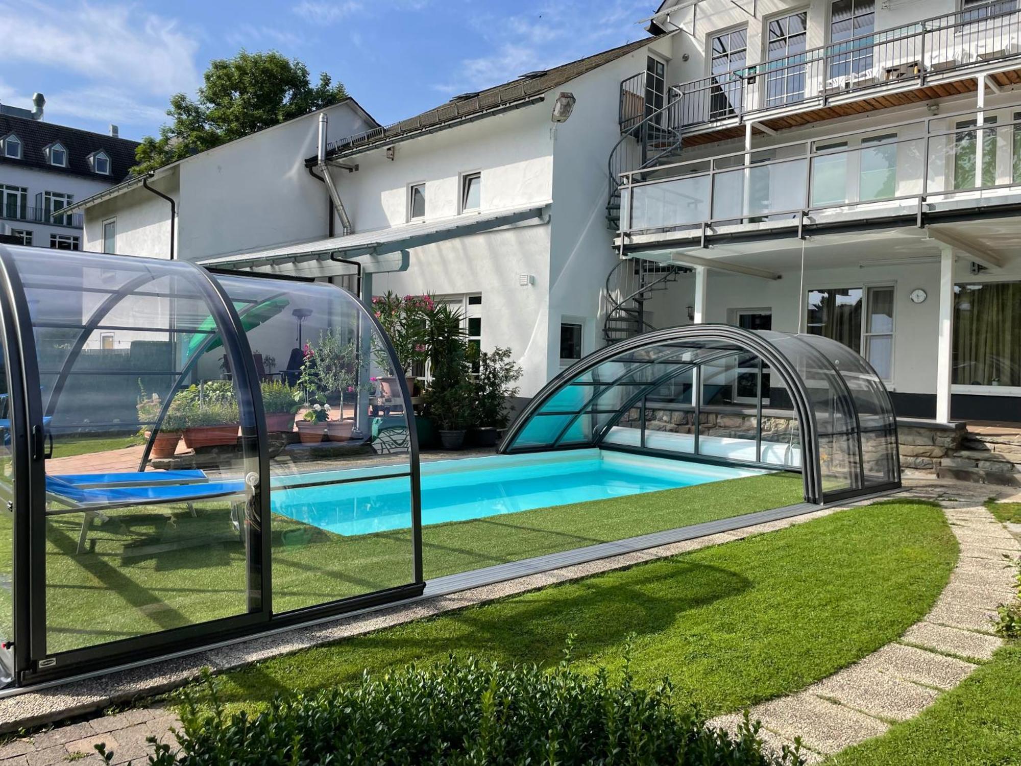 Pino24 Comfort Und Pino24 Petit Hallenberg Exteriör bild